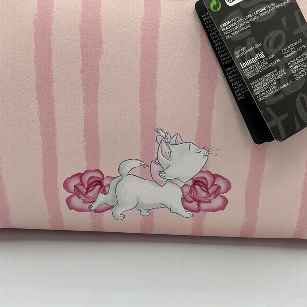 Disney Loungefly purse Marie NEW - Picture 4 of 4